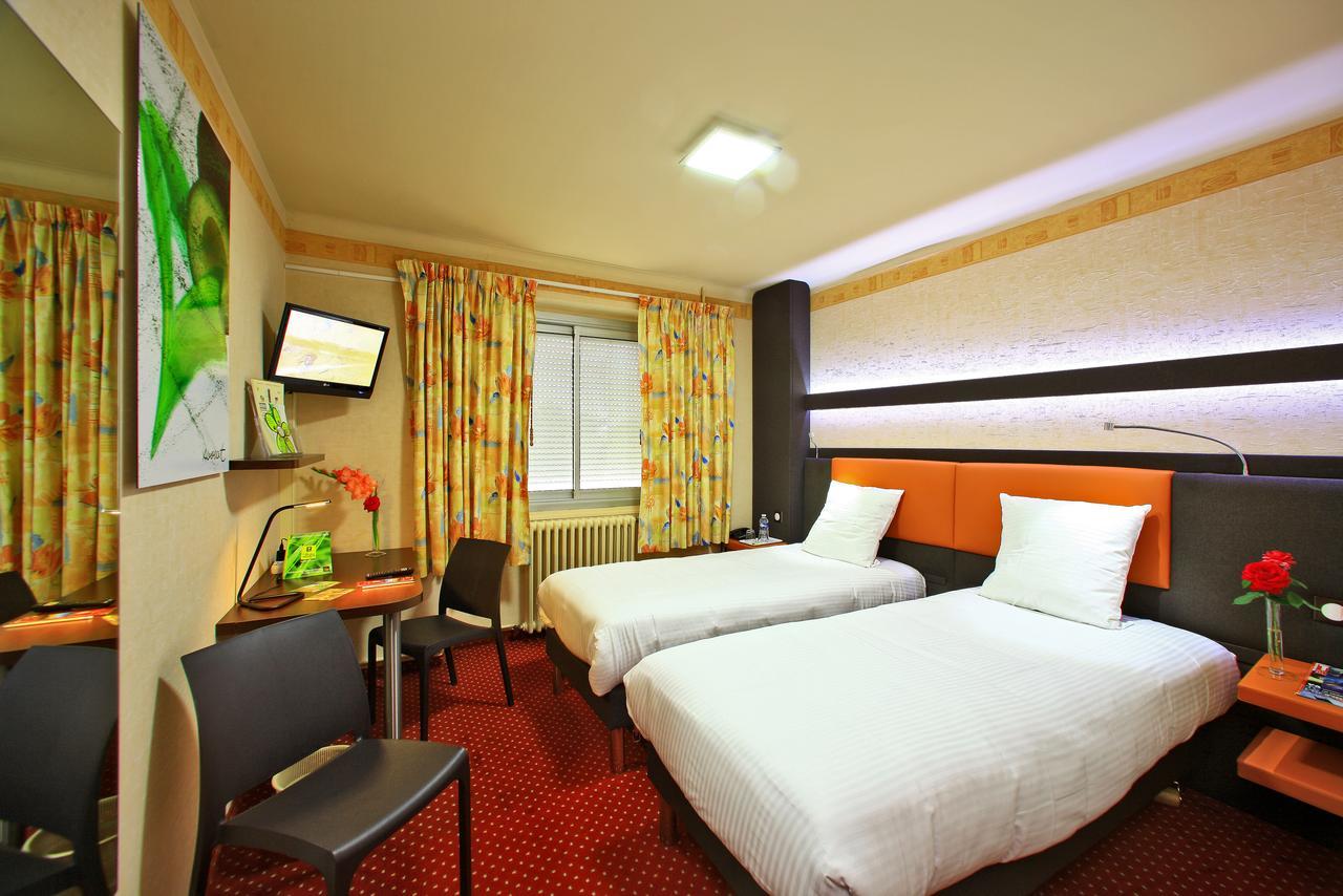 Le Point Du Jour Hotel La Roche-sur-Yon Eksteriør billede